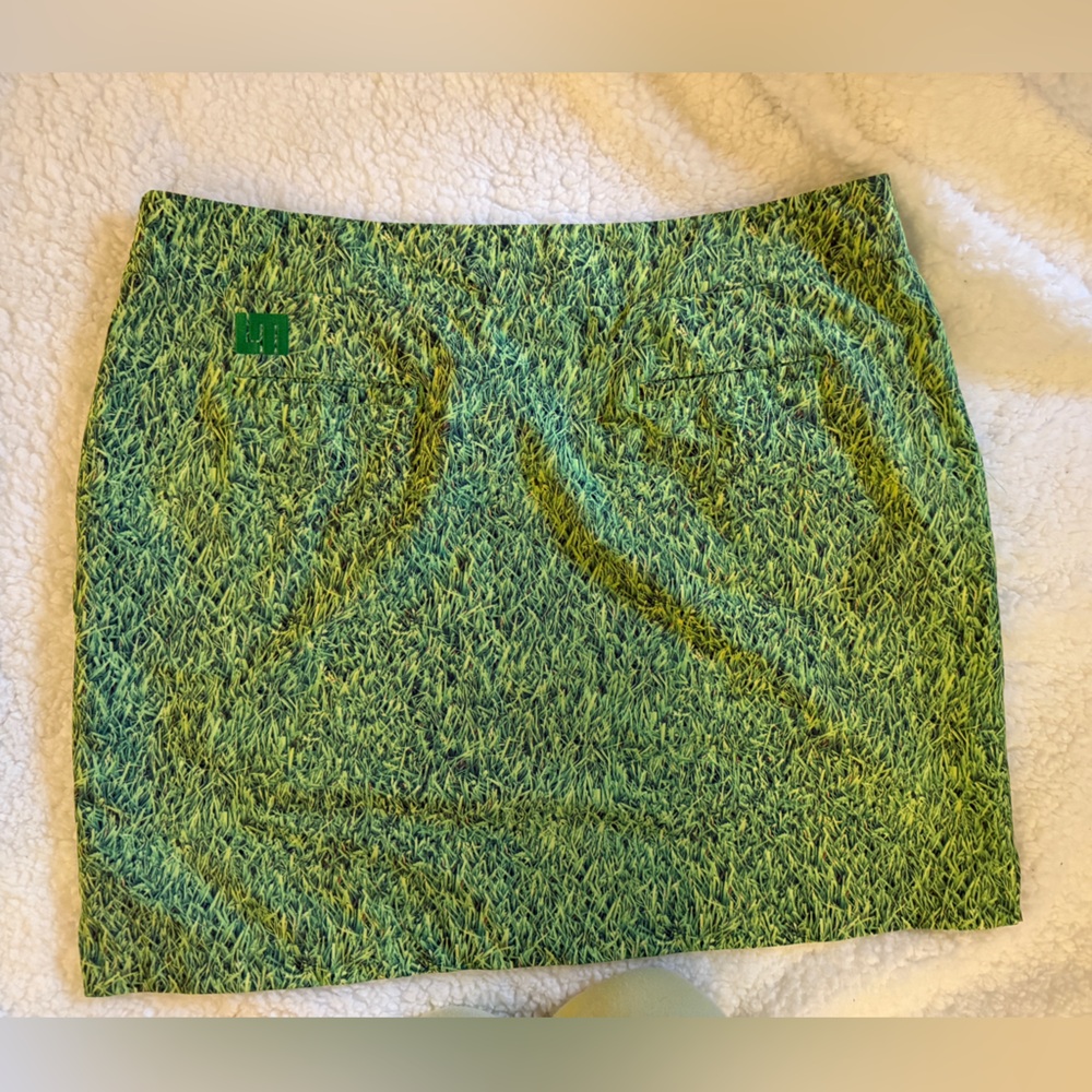 Loudmouth Golf Skirt. Green Grass print. Athleisure,Pickleball,tennis. Size 14